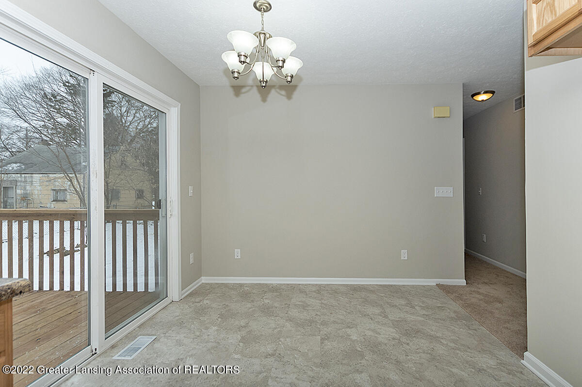 6114 Sommerset Road Lansing, MI 48911 - Photo 9 of 23 _DSC0794