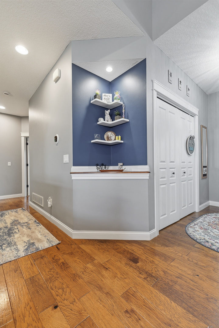 6521 Friendship Path Bettendorf, IA 52722 - Photo 5 of 45