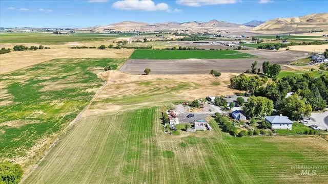 $630,000 | 300 North E And 2nd Street, Franklin, ID 83237