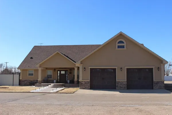 $375,000 | 113 North Talley Avenue, Happy, TX 79042