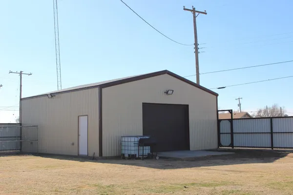 $375,000 | 113 North Talley Avenue, Happy, TX 79042