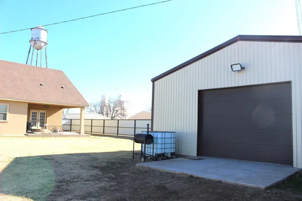 $375,000 | 113 North Talley Avenue, Happy, TX 79042