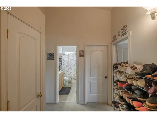 $635,000 | 1036 9th Street, Florence, OR 97439