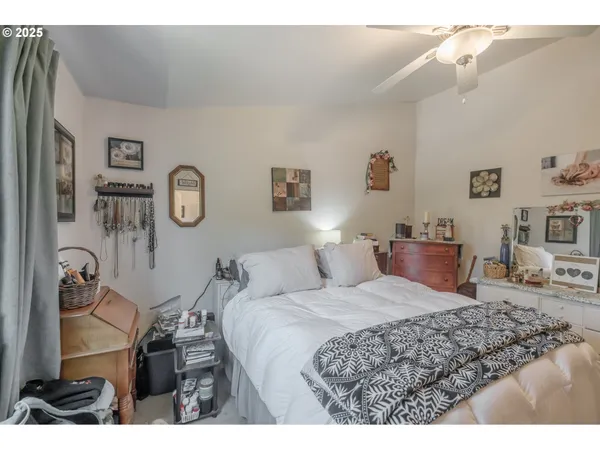 $635,000 | 1036 9th Street, Florence, OR 97439