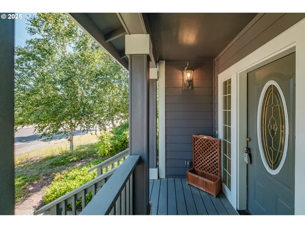 $635,000 | 1036 9th Street, Florence, OR 97439