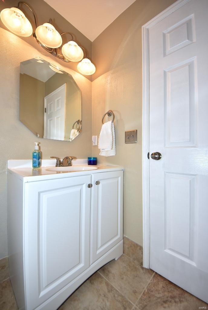 1233 Kennebec Road Chesterfield, MO 63017 - Photo 26 of 37 Gallery Image 26