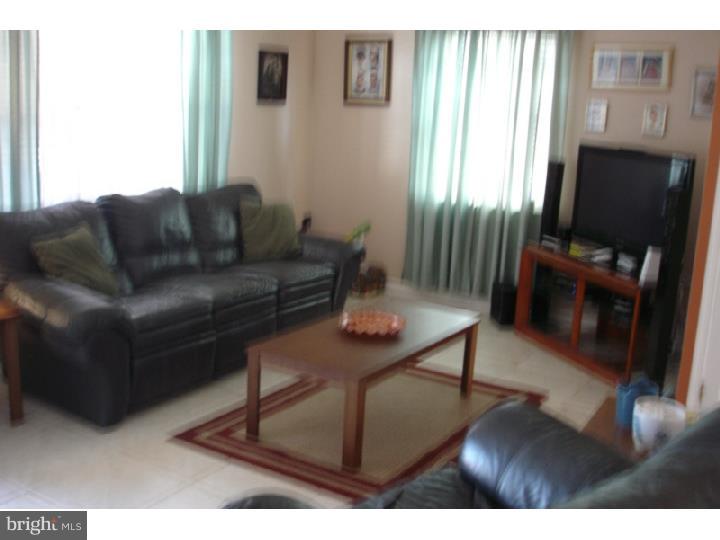 122 East Hancock Street Riverside, NJ 08075 - Photo 4 of 19