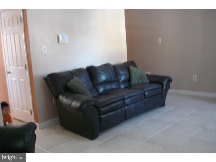 122 East Hancock Street Riverside, NJ 08075 - Photo 5 of 19
