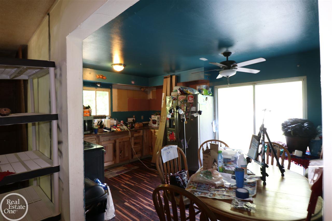 215 Demode Road Holly, MI 48442 - Photo 12 of 22 31389604-11.JPG