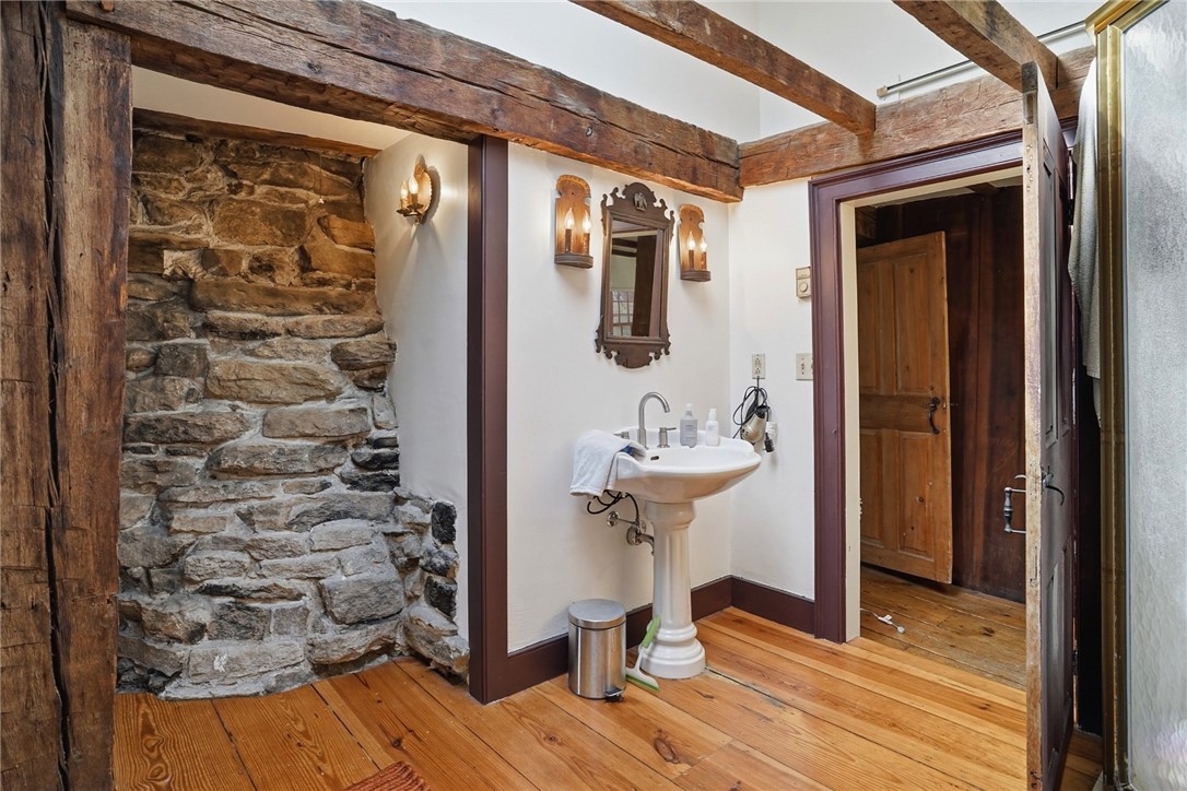 604 Pendleton Hill Road North Stonington, CT 06359 - Photo 31 of 39