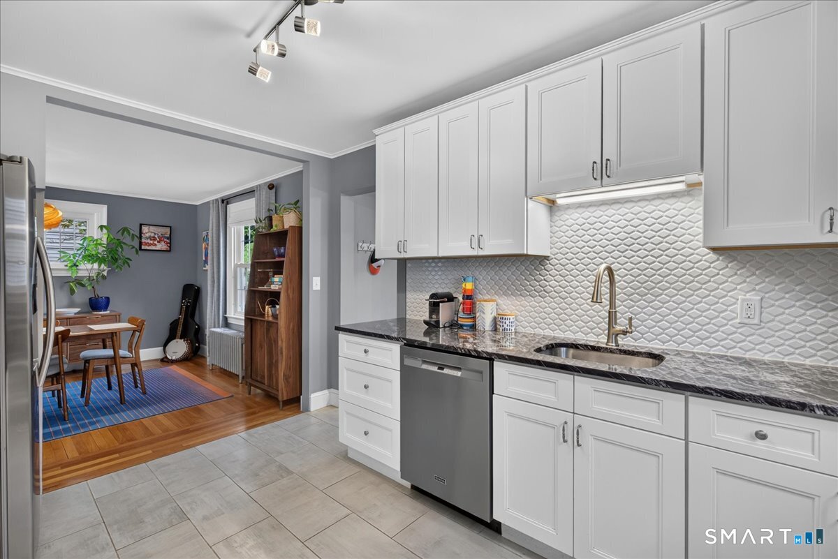 24 Ingram Street Hamden, CT 06517 - Photo 14 of 40
