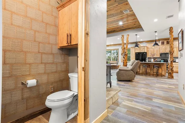 $997,777 | 409 Brindley Road, Maypearl, TX 76064