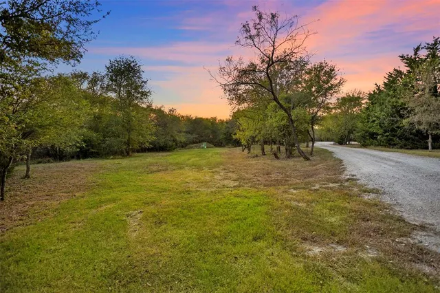 $997,777 | 409 Brindley Road, Maypearl, TX 76064