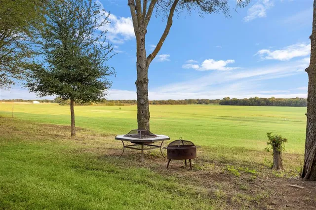$997,777 | 409 Brindley Road, Maypearl, TX 76064