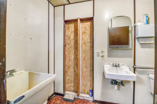 $449,000 | 325 1st Street Southwest, Ulen, MN 56585