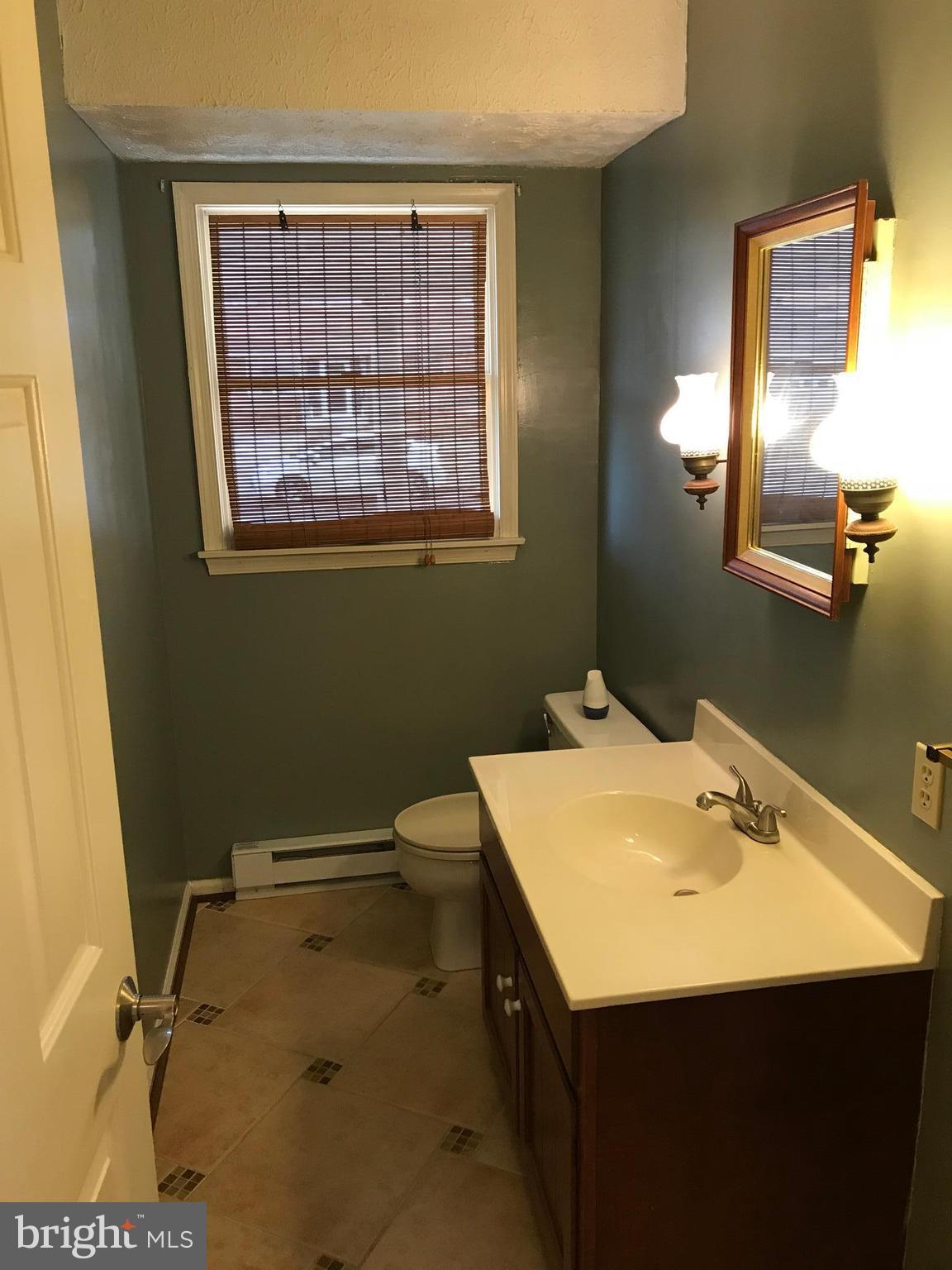 109 Russelcroft Road Winchester, VA 22601 - Photo 17 of 30 1/2 Bath Main Floor