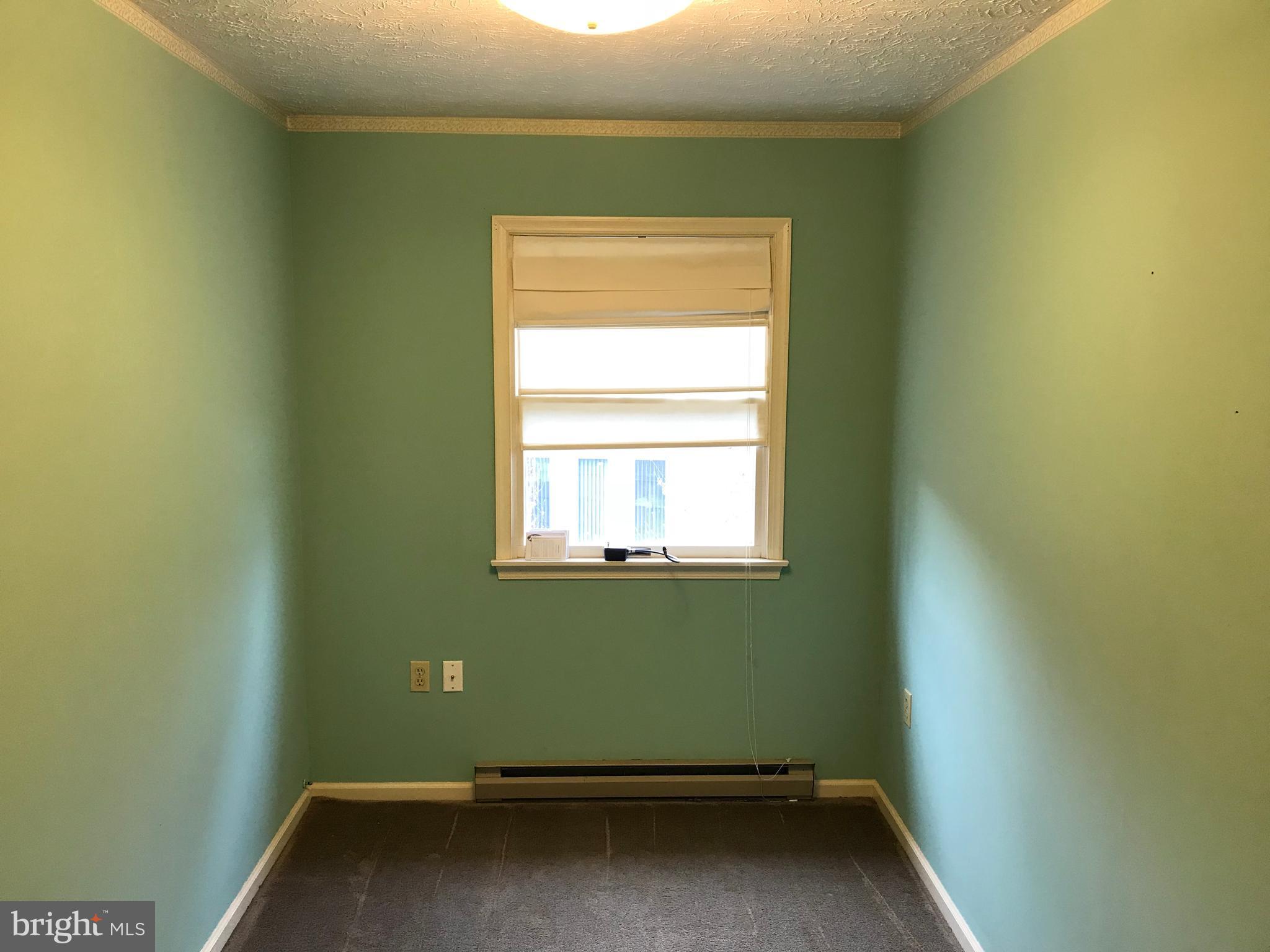 109 Russelcroft Road Winchester, VA 22601 - Photo 22 of 30 Bedroom 4