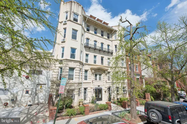 $399,000 | 1831 Belmont Road Northwest, Unit 104, Washington, DC 20009
