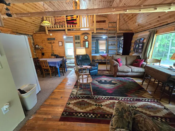 $289,000 | W7297 Amberg Wausaukee Road, Wausaukee, WI 54177