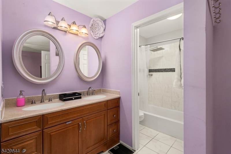 327 Smithwold Road Somerset, NJ 08873 - Photo 11 of 17