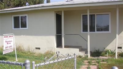 422 South Sunset Avenue Reedley, CA 93654 - Photo 1 of 6
