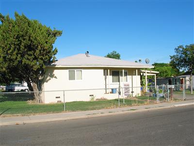 422 South Sunset Avenue Reedley, CA 93654 - Photo 2 of 6