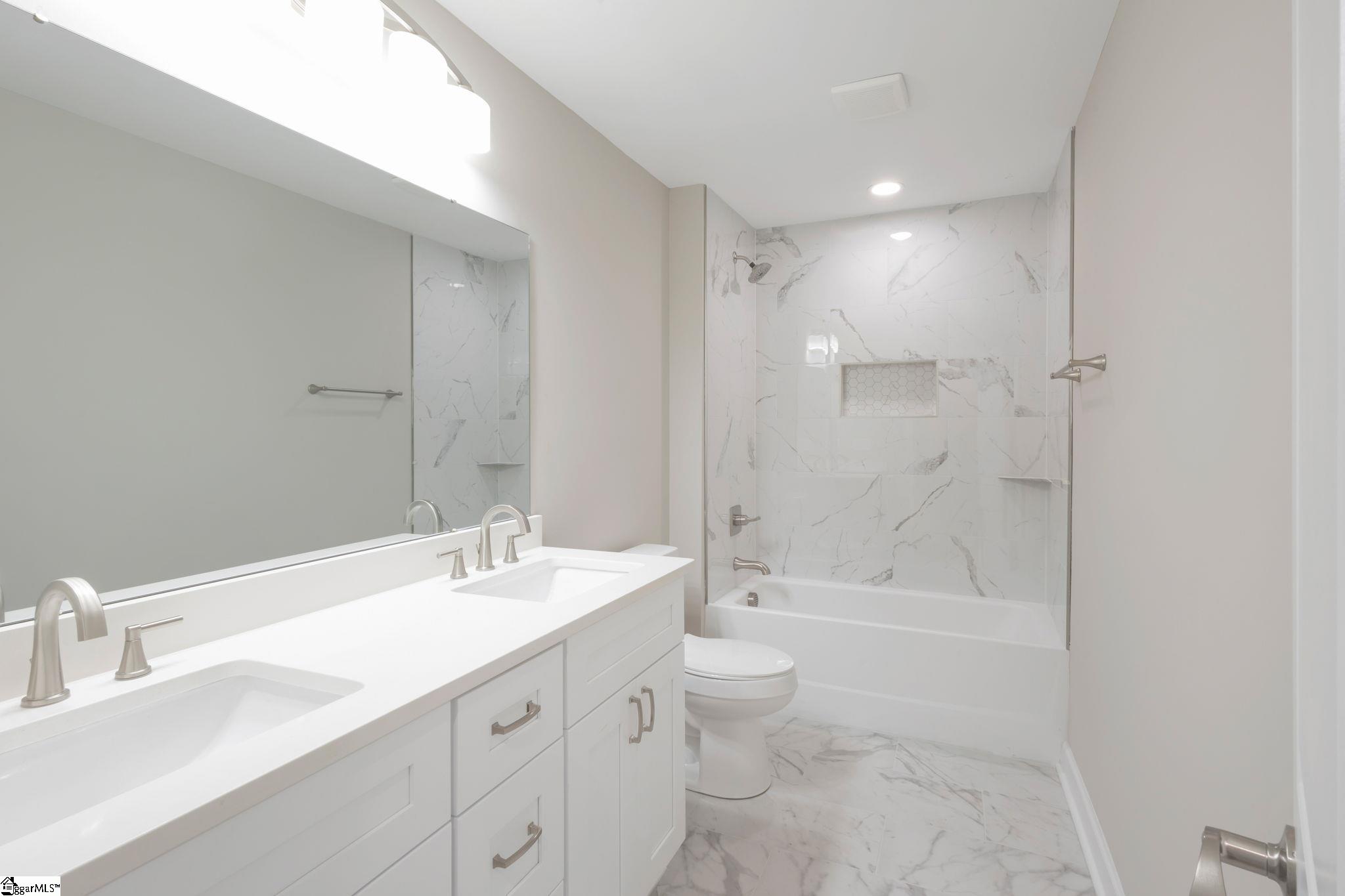 115 Pinetree Lane Easley, SC 29640 - Photo 11 of 21