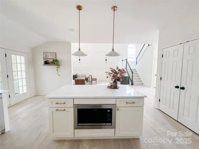 $769,000 | 14608 Bridle Trace Lane, Pineville, NC 28134