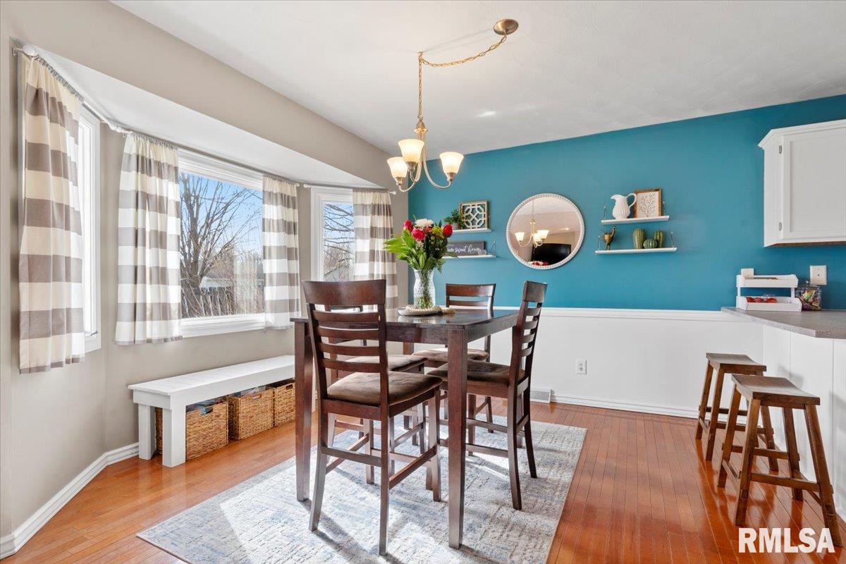 1112 Christopher Lane Springfield, IL 62712 - Photo 11 of 37