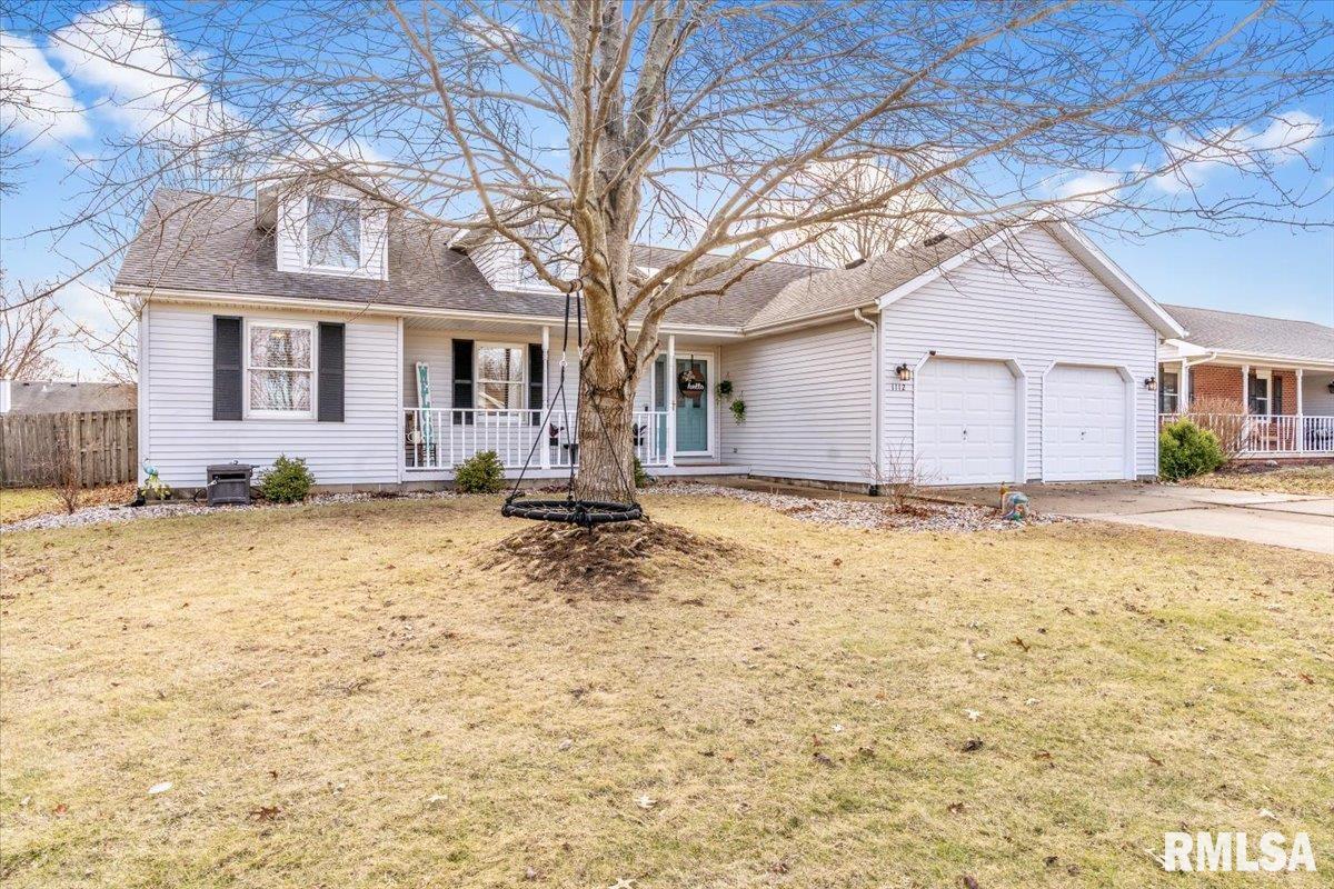 1112 Christopher Lane Springfield, IL 62712 - Photo 2 of 37