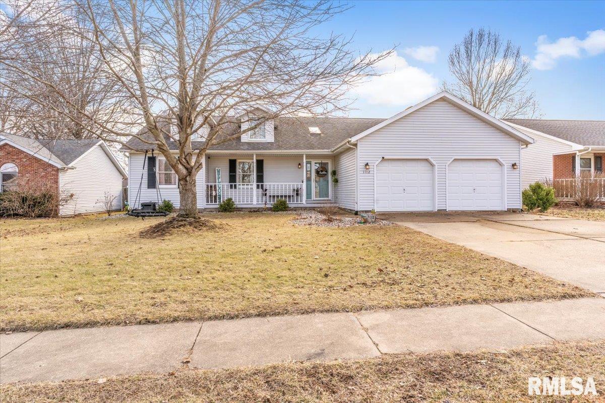 1112 Christopher Lane Springfield, IL 62712 - Photo 3 of 37