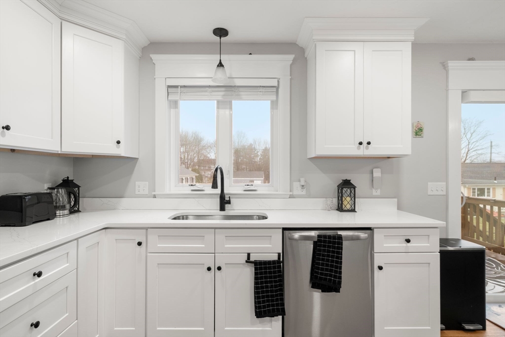 8 Patrick Street, Unit 8 Attleboro, MA 02703 - Photo 3 of 33