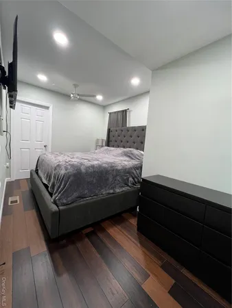 $450,000 | 508 Michigan Street, Ronkonkoma, NY 11779