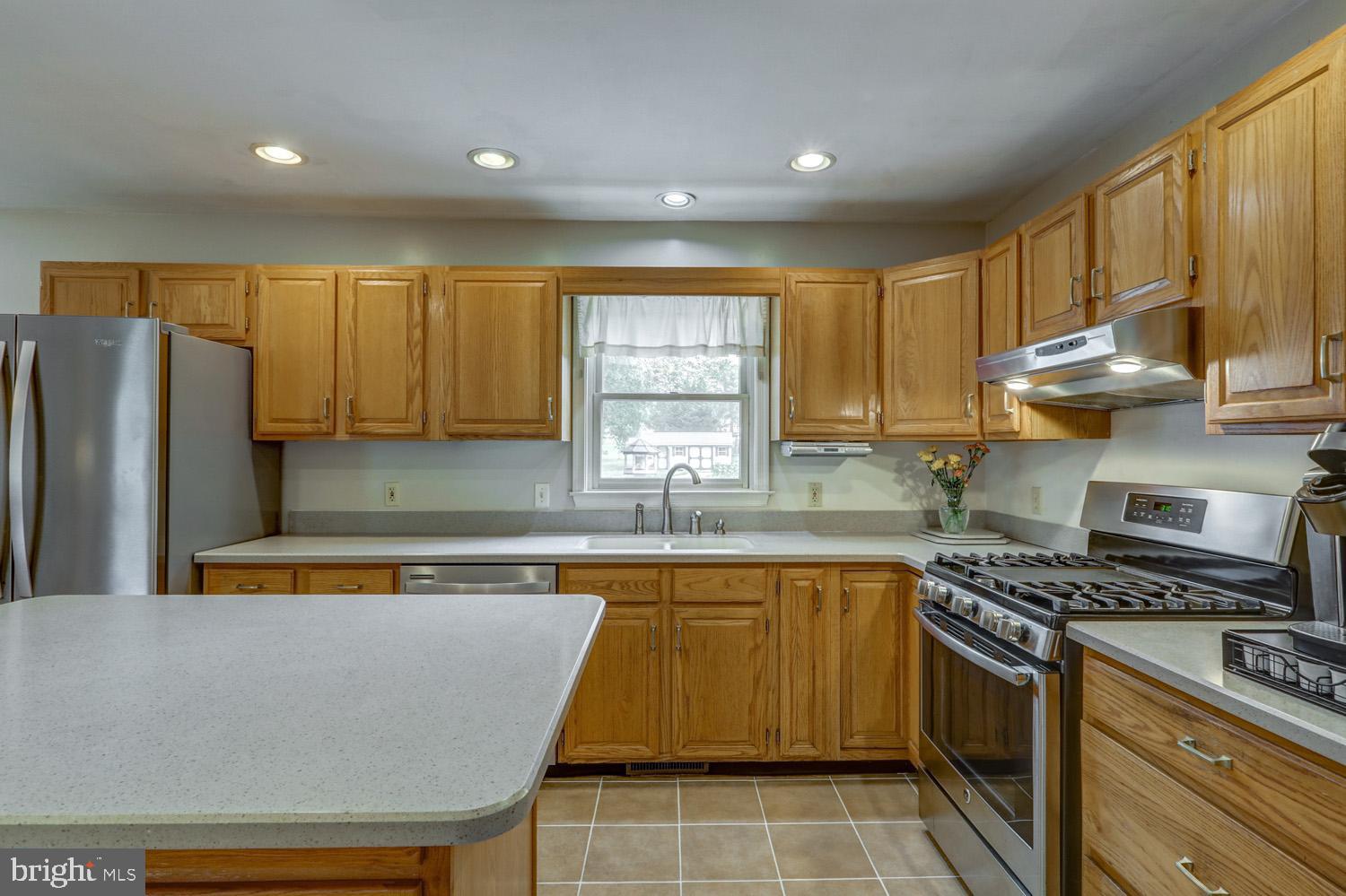 400 South Ridge Road Denver, PA 17517 - Photo 9 of 58 Gallery Image 9