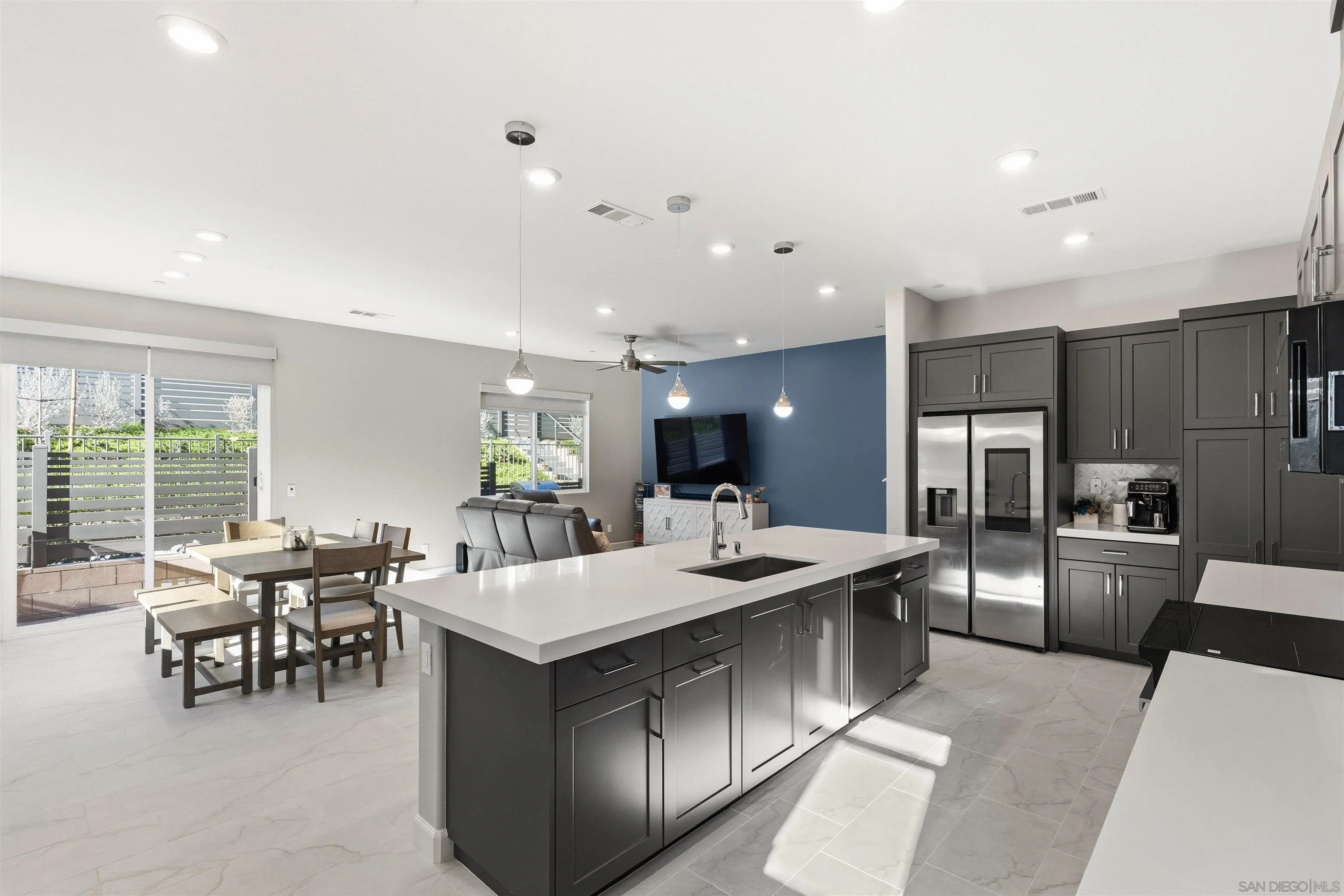 12124 Riley Lane San Diego, CA 92128 - Photo 9 of 33