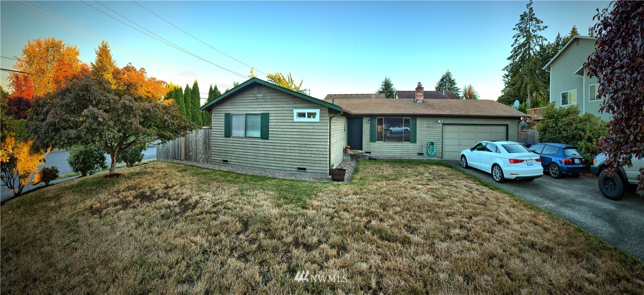4021 Northeast 10th Street Renton, WA 98056 - Photo 2 of 23