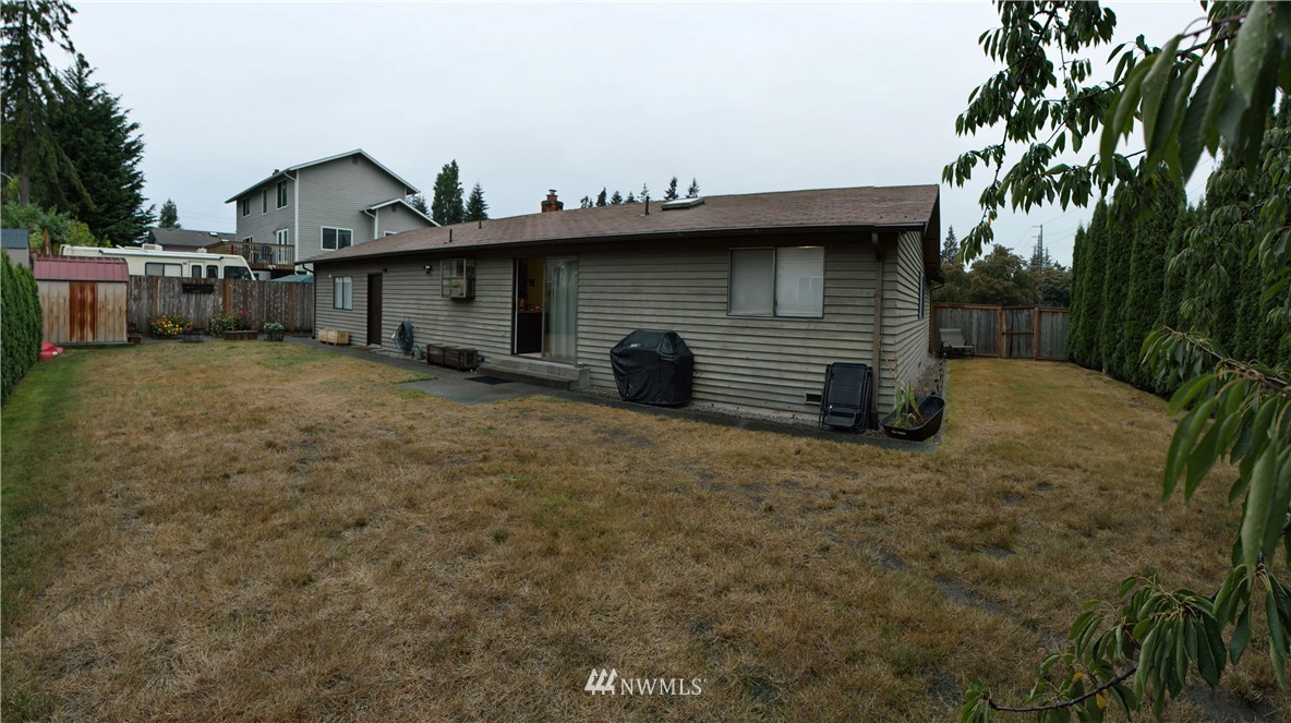 4021 Northeast 10th Street Renton, WA 98056 - Photo 19 of 23