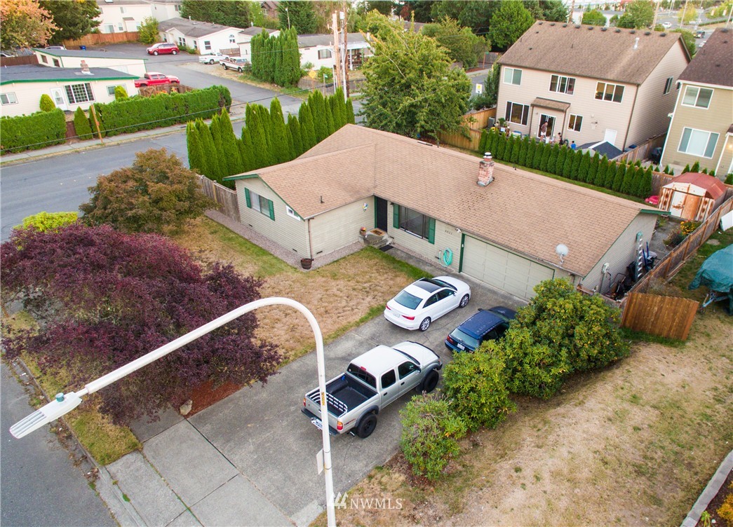 4021 Northeast 10th Street Renton, WA 98056 - Photo 21 of 23
