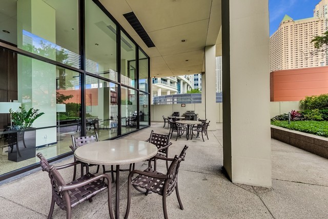 360 East Randolph Street, Unit 2005 Chicago, IL 60601 - Photo 26 of 31