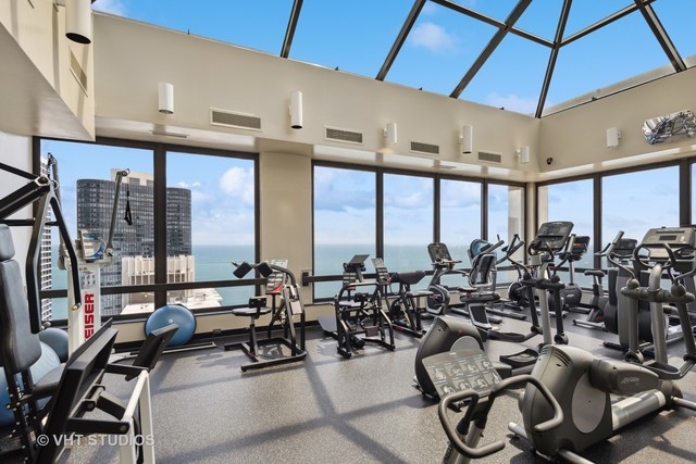 360 East Randolph Street, Unit 2005 Chicago, IL 60601 - Photo 30 of 31