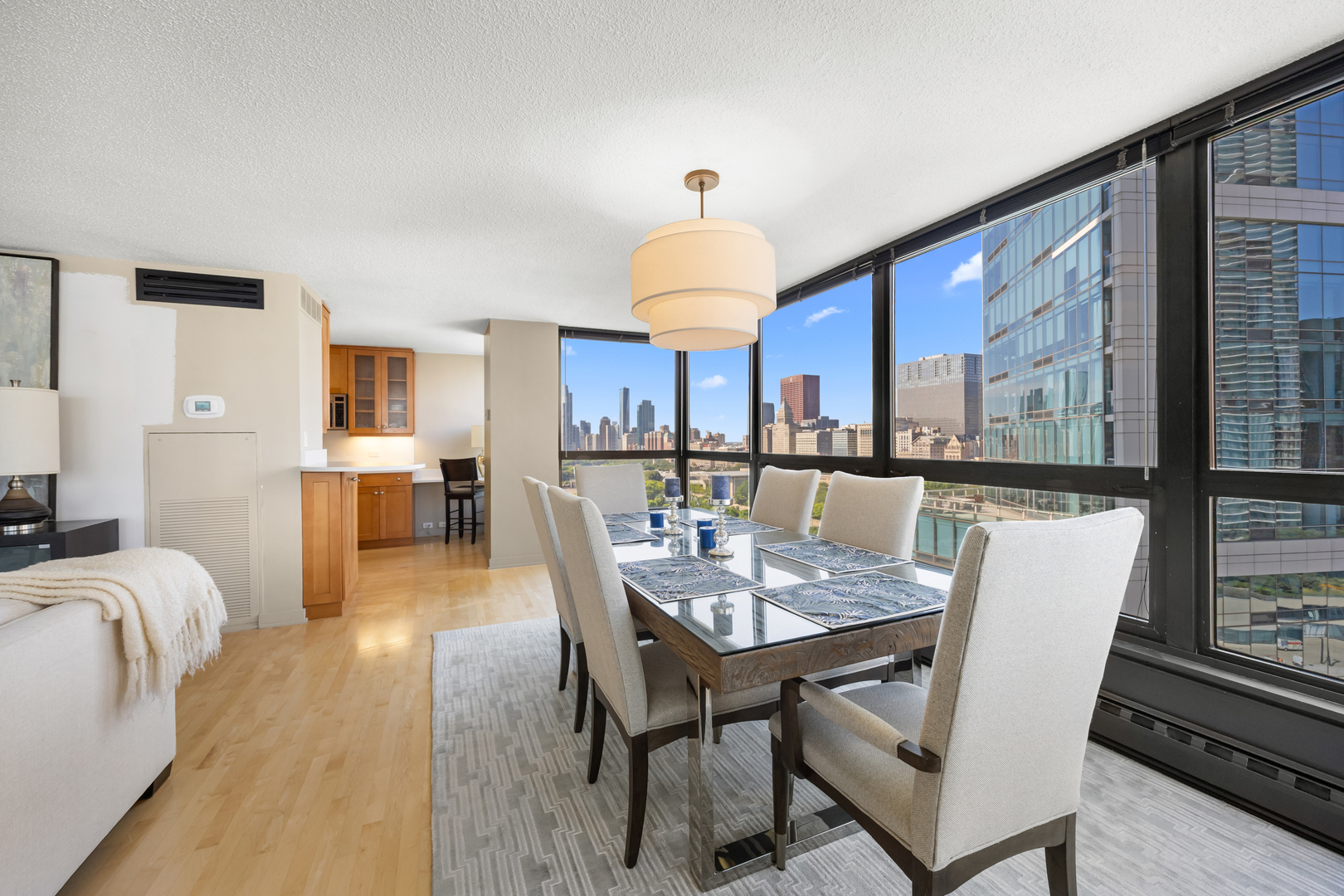 360 East Randolph Street, Unit 2005 Chicago, IL 60601 - Photo 10 of 31