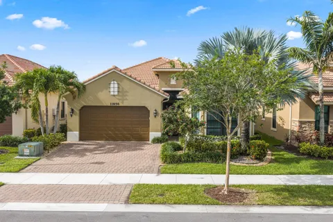 $989,000 | 11856 Leon Circle, Parkland, FL 33076