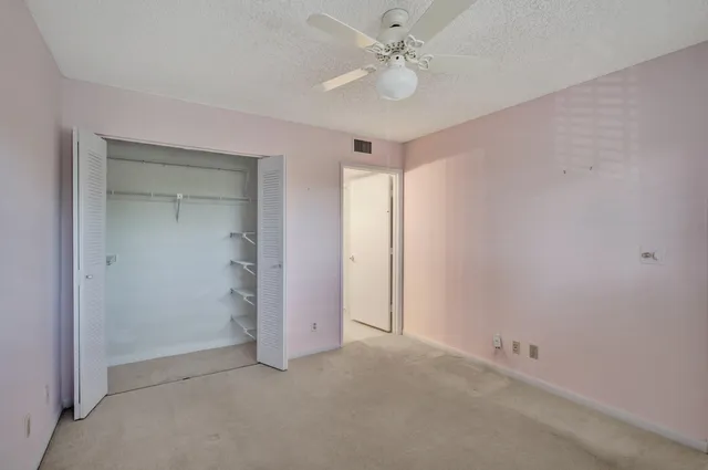 $179,999 | 7320 Amberly Lane, Unit 406, Delray Beach, FL 33446