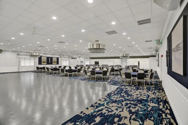 $179,999 | 7320 Amberly Lane, Unit 406, Delray Beach, FL 33446