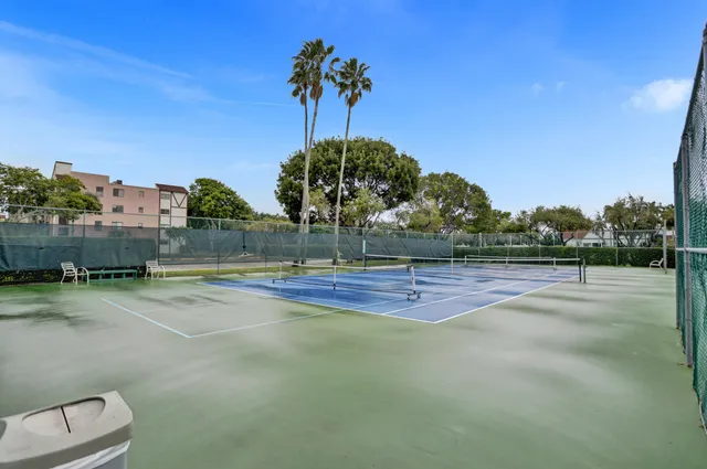 $179,999 | 7320 Amberly Lane, Unit 406, Delray Beach, FL 33446