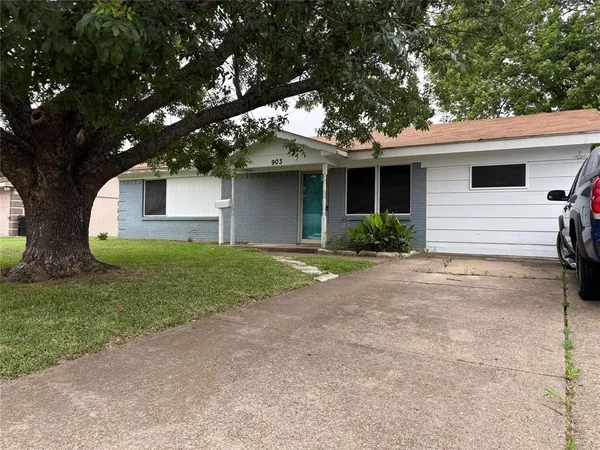 $185,000 | 903 Caladium Drive, Mesquite, TX 75149