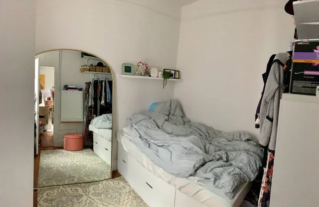 $744,000 | 210 Thompson Street, Unit 4BN | Greenwich Village