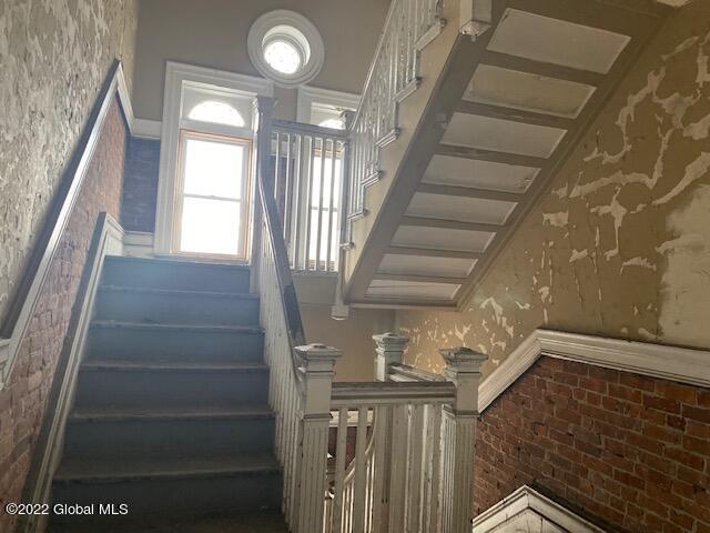 3 State Street Schenectady, NY 12305 - Photo 3 of 14 IMG_6654