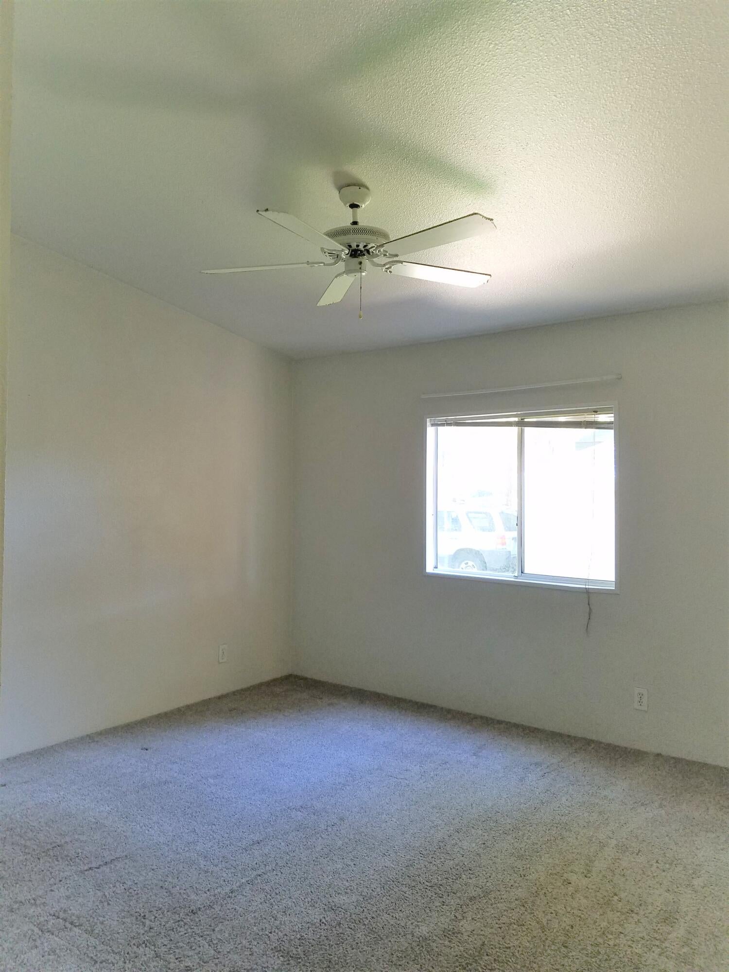 61000 Brosterhous Road, Unit 583 Bend, OR 97702 - Photo 13 of 18 583 - bed 2