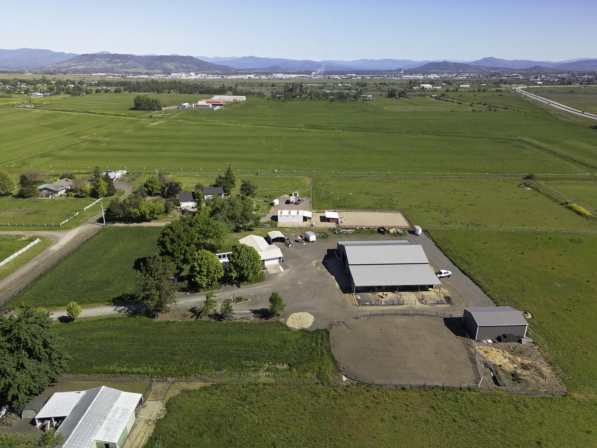 5900 Peace Lane Central Point, OR 97502 - Photo 13 of 70 Peace Drone005